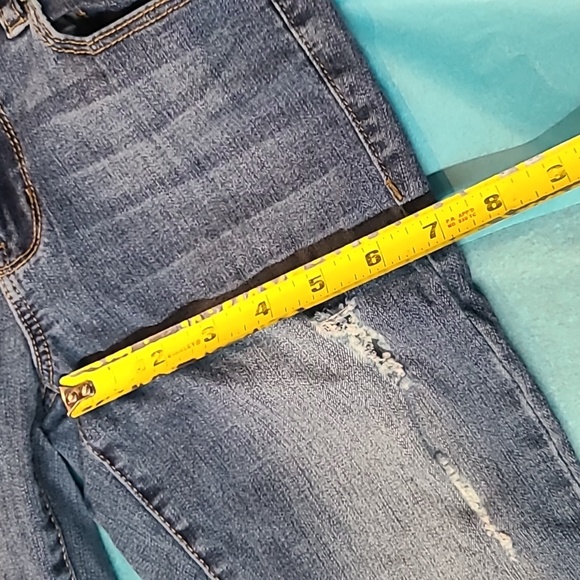 3/$35. 💥Dynamite Skinny Jeans - Picture 8 of 11